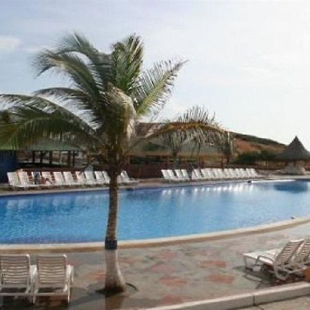 فندق Portofino Complex Playa El Agua المظهر الخارجي الصورة