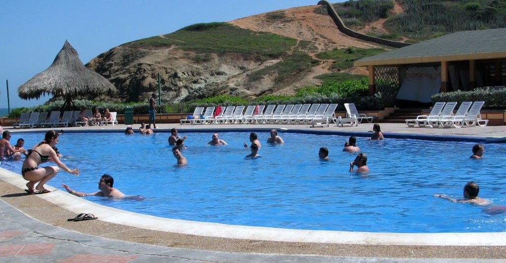 فندق Portofino Complex Playa El Agua المظهر الخارجي الصورة