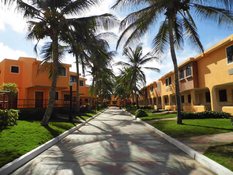 فندق Portofino Complex Playa El Agua المظهر الخارجي الصورة